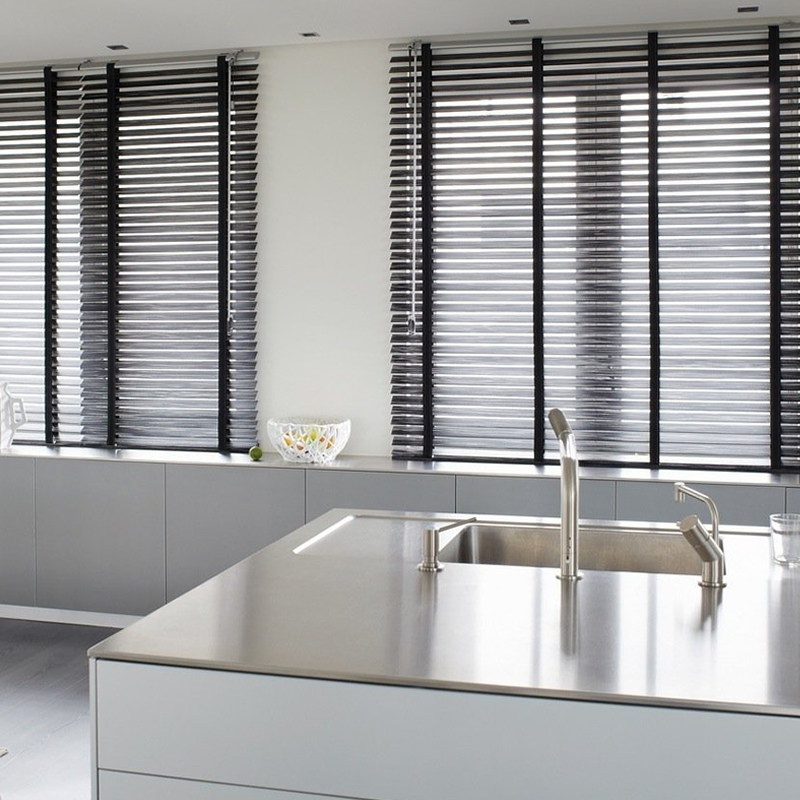 Persianas Horizontais de Alumínio